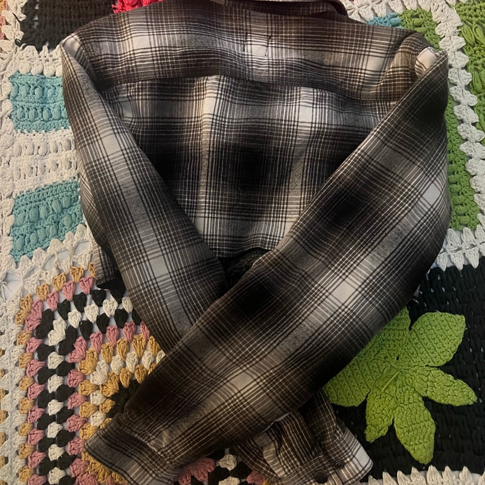 Carhartt Black and Gray Plaid Women's Utility Jacket - Picture 4 of 5